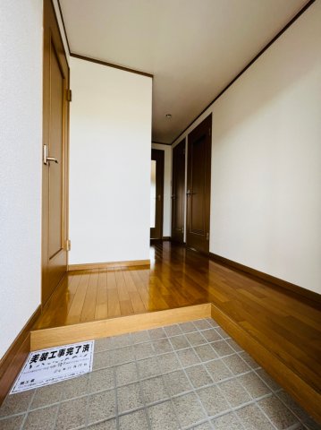 グリーンサイド春名No2の玄関写真