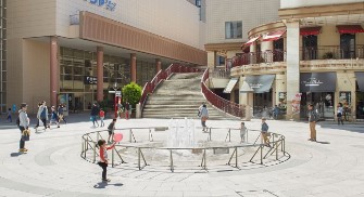 ショッピングセンター　深川ギャザリア（ショッピングセンター）まで643m