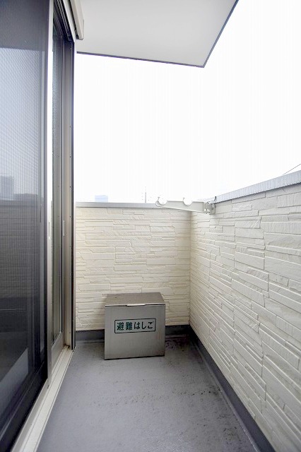 バルコニー　お問合せはシティホーム海田センター　082-821-2227
