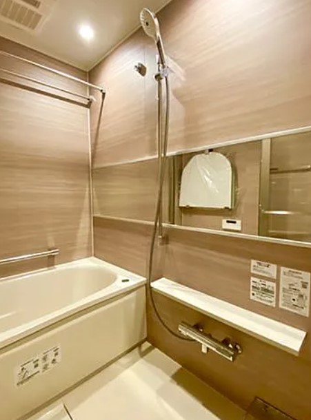 バス・シャワールーム　別部屋参考写真
