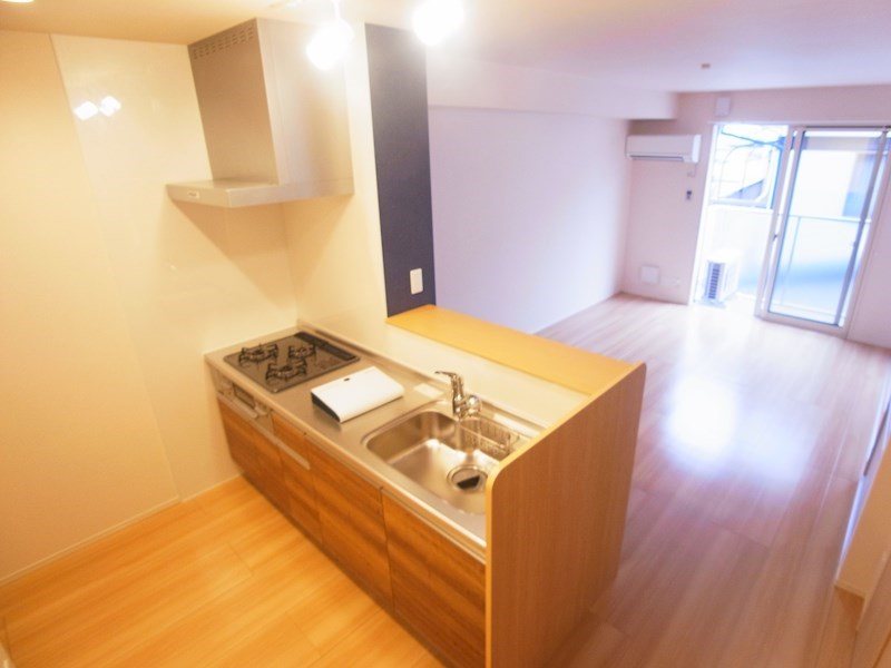 キッチン　同物件別部屋参考写真