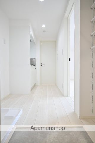 東武野田線 船橋駅 徒歩8分 3階建 築1年の玄関写真