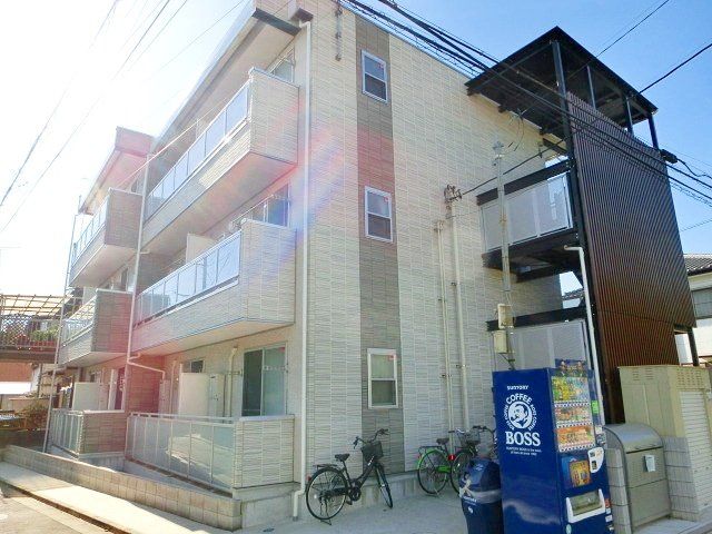 建物外観　日当たり良好なマンションです。
