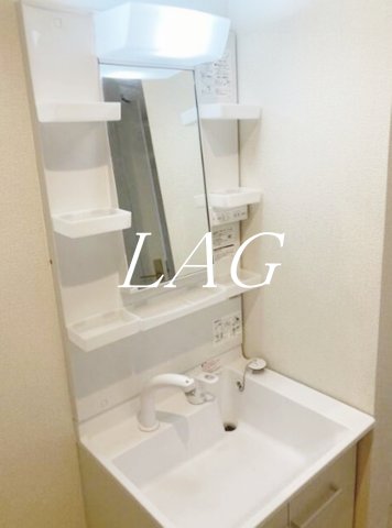 洗面設備　洗面台です。