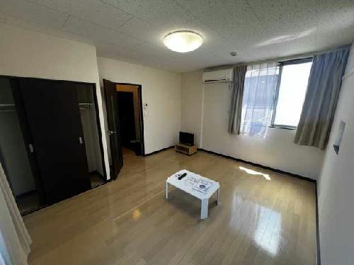 居室・リビング　実際のお部屋と異なる場合がございます。