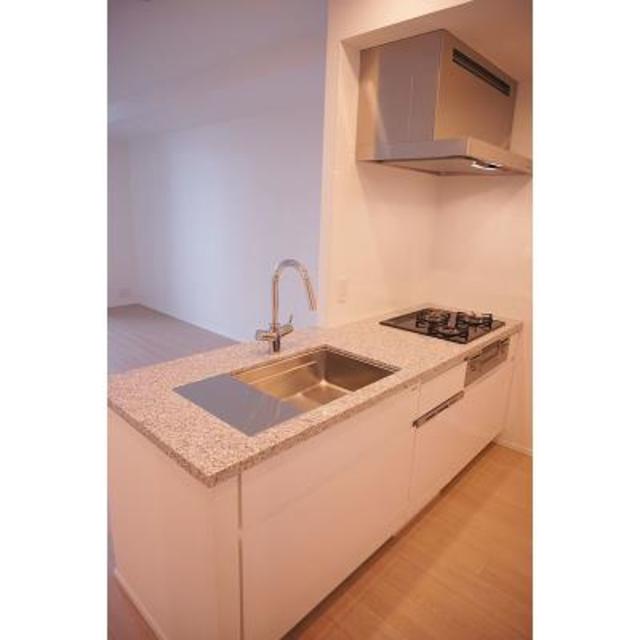 キッチン　※写真は同タイプ住戸です。