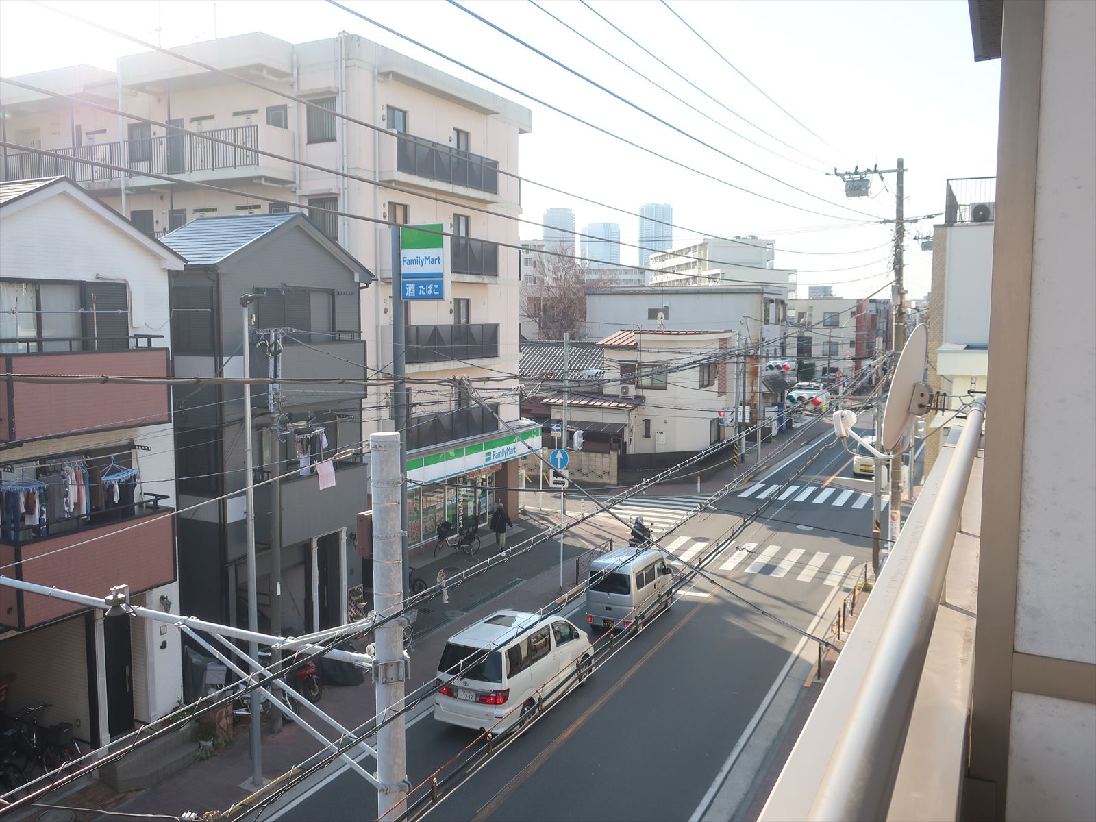 バルコニー