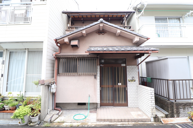 建物外観　福万寺町南２丁目戸建て
