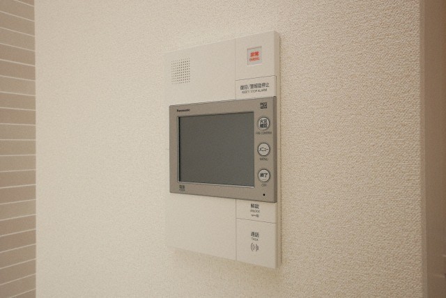 セキュリティ　モニター付きインターホンです
