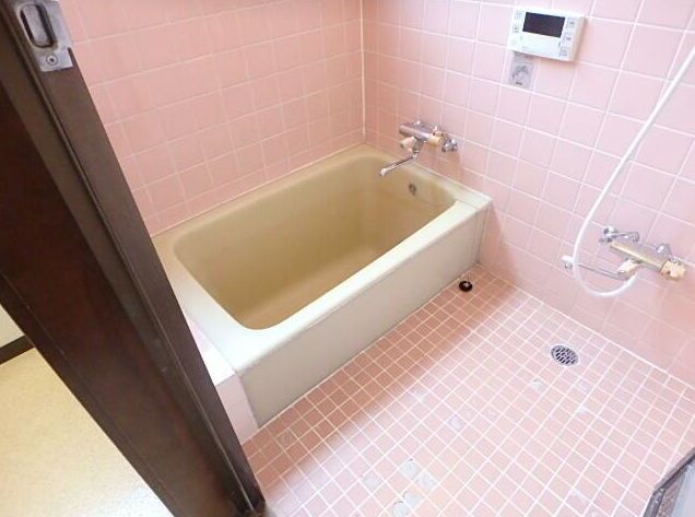 バス・シャワールーム　044-299-8985までお気軽にお電話下さい