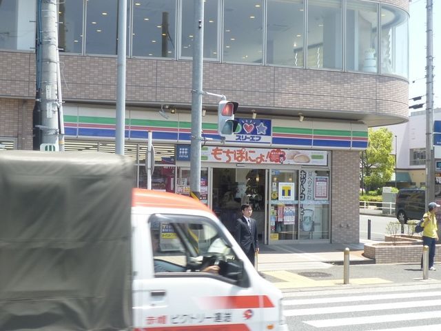 コンビニ　スリーエフ（コンビニ）まで399m