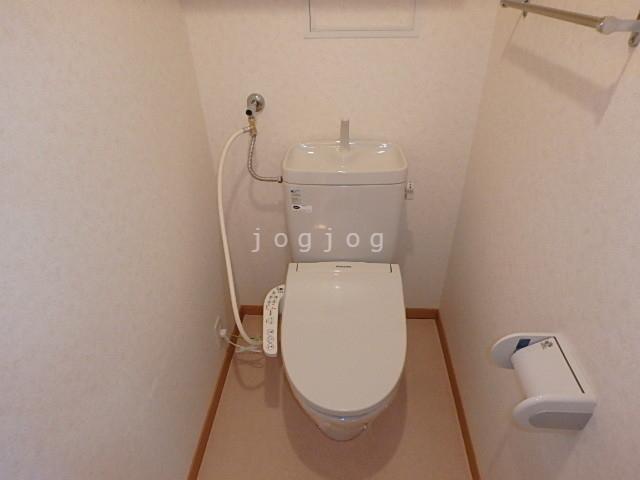 トイレ　温水洗浄器付き便座
