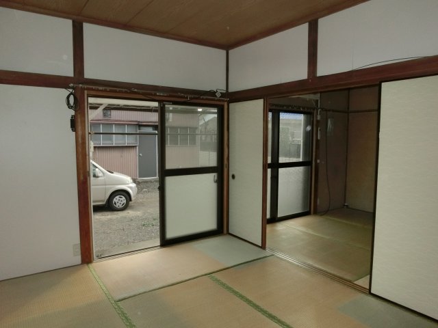 居室・リビング　6帖の和室です