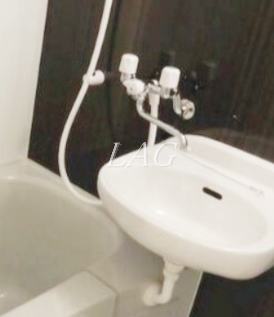 洗面設備　洗面台です。