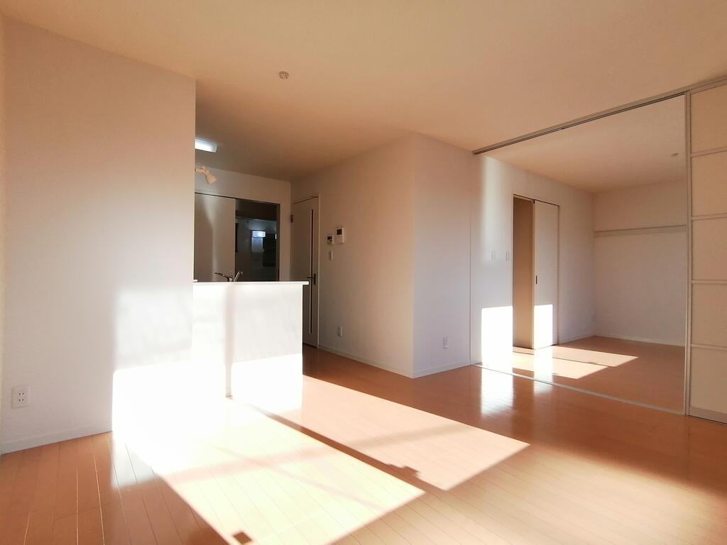 居室・リビング　同型物件
