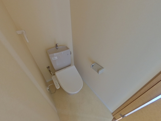 トイレ　※別の部屋の写真です