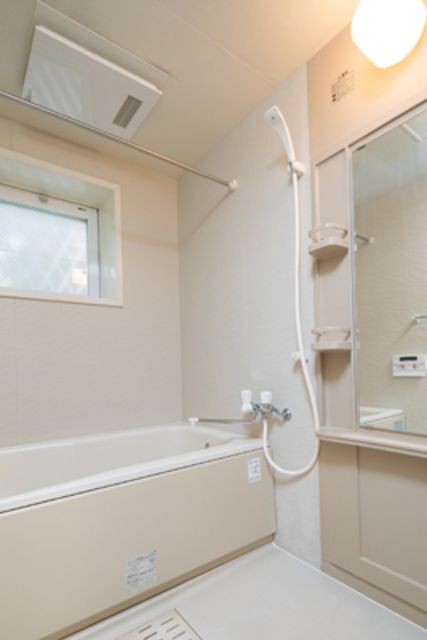 バス・シャワールーム　※写真は同タイプ住戸です。