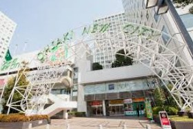 ショッピングセンター　大崎ニューシティー（ショッピングセンター）まで758m