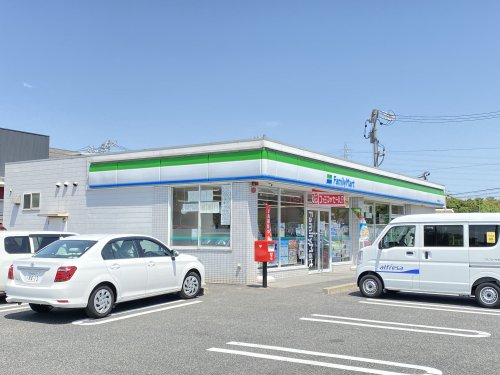 コンビニ　ファミリーマート 東海渡内店（コンビニ）まで516m