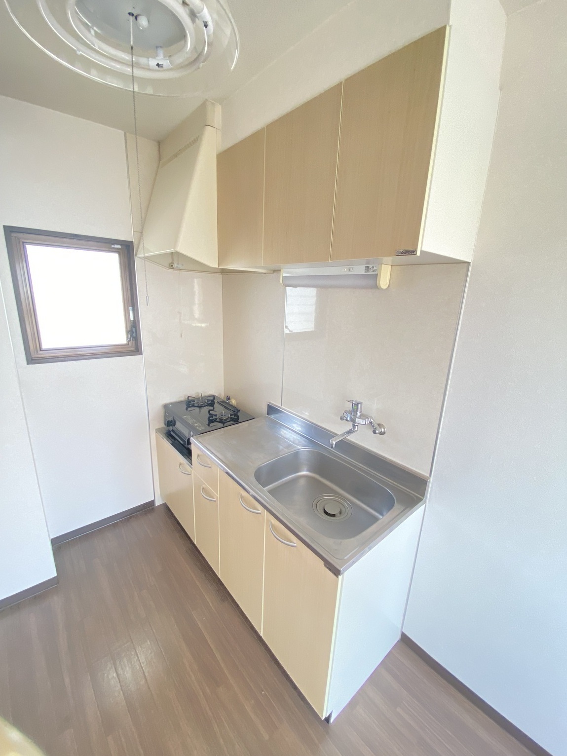 キッチン　※別のお部屋の写真になります。