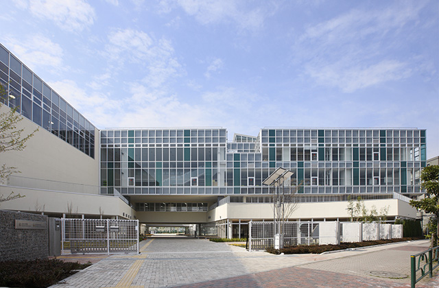 小学校　北区立王子小学校（小学校）まで243m