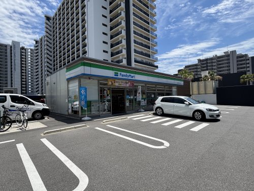 コンビニ　ファミリーマート 広島宇品東六丁目店（コンビニ）まで335m