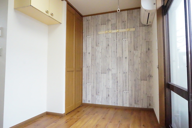 その他部屋・スペース　アクセントクロス仕様で、お部屋をオシャレに演出してくれます♪