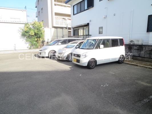 駐車場　ガレージ