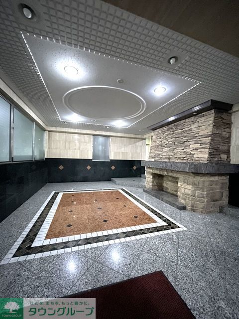 エントランス　建物の内部です
