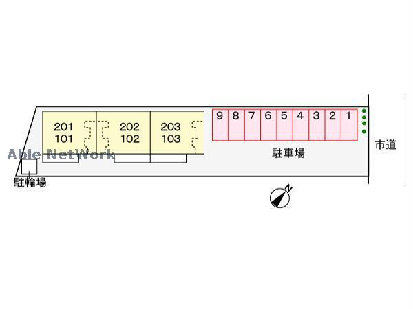 駐車場　駐車場