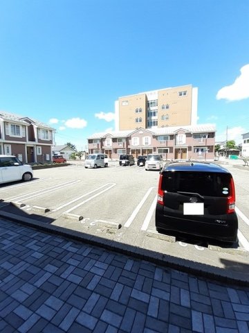 駐車場　カースペースがあります