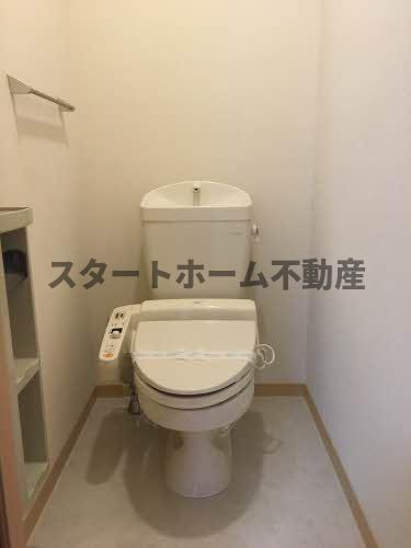 トイレ　ゆったりとした空間のトイレです