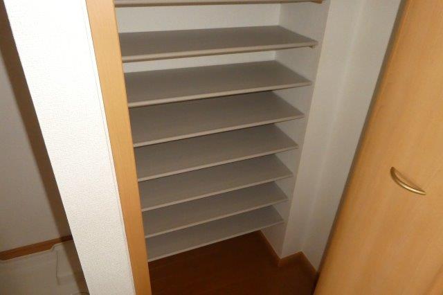 玄関　シューズクローク
