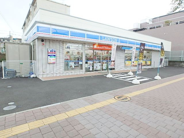 コンビニ　ローソン　瀬谷警察署前店（コンビニ）まで97m