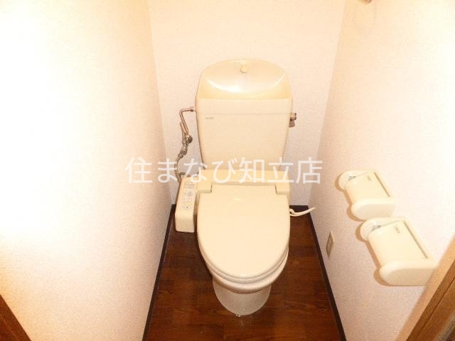 トイレ　同型写真