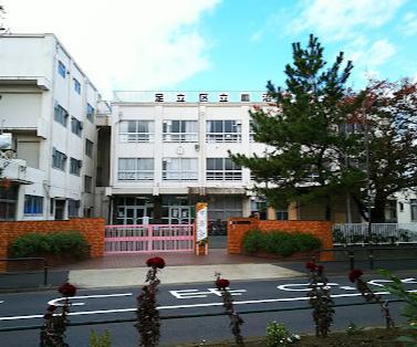 小学校　足立区立皿沼小学校（小学校）まで300m