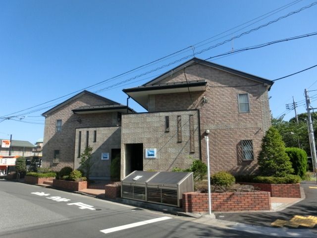 建物外観　近くには緑道もあり、お散歩もできます。