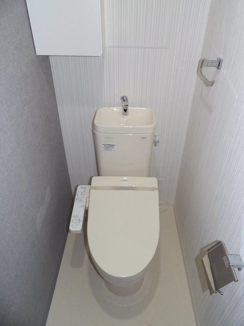 トイレ　建築中につき同タイプイメージです