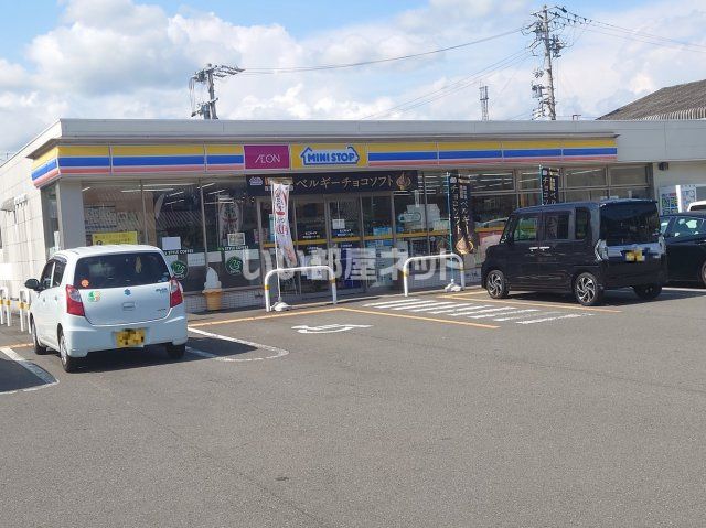 コンビニ　ミニストップ藤枝谷稲葉インター前店（コンビニ）まで158m