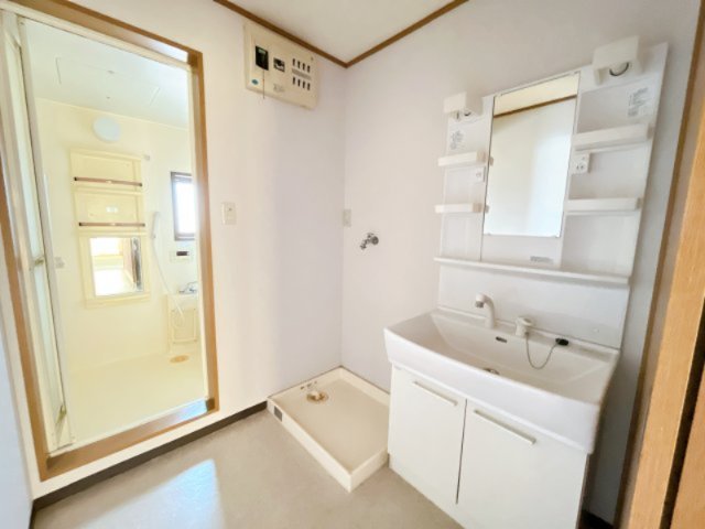 洗面設備　別号室の写真となります