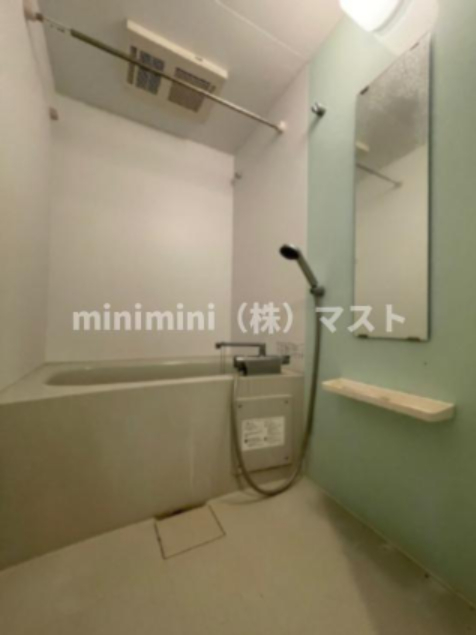 バス・シャワールーム　別部屋参考写真