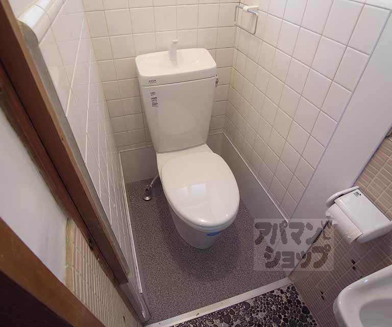 トイレ　キレイなトイレですよ～