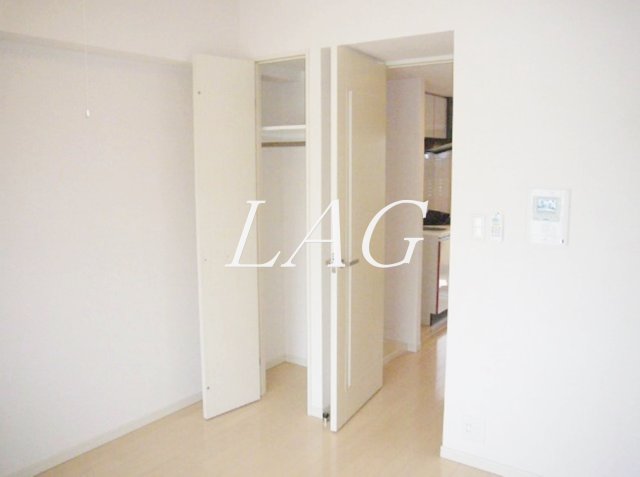 居室・リビング　洋室のお部屋です。