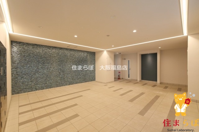 エントランス　共用部の印象も大切に