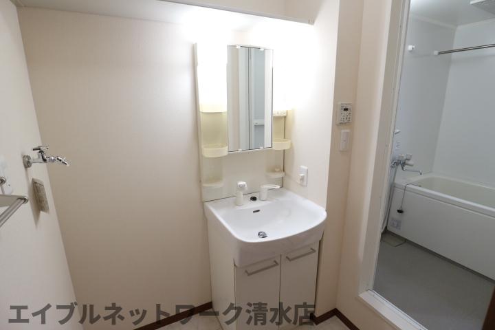 洗面設備　同物件同タイプ