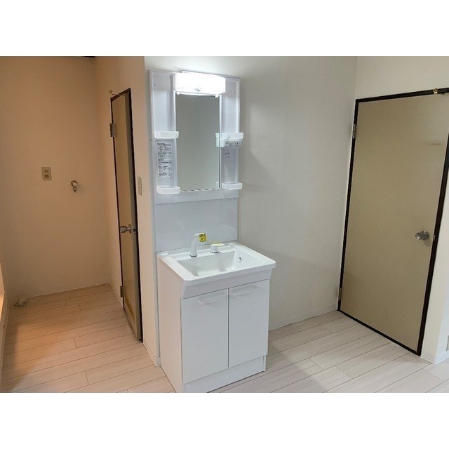 洗面設備　別部屋参考写真