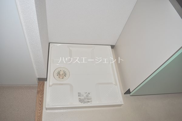 その他設備　室内洗濯機置場です※参考画像