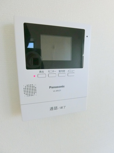 玄関　※別部屋参考写真
