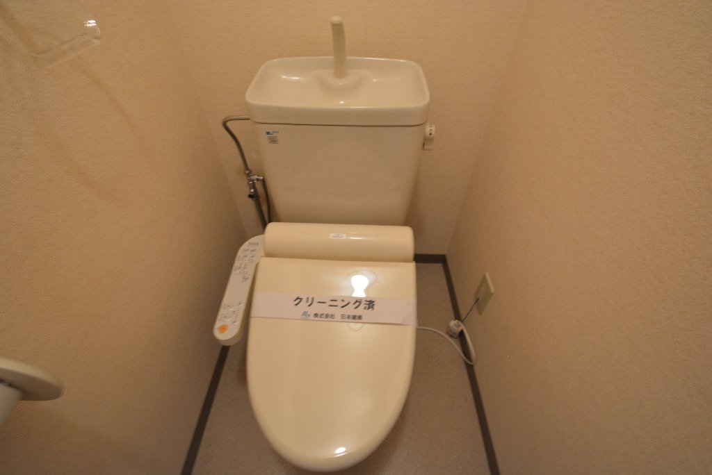 トイレ　シャワー付トイレ