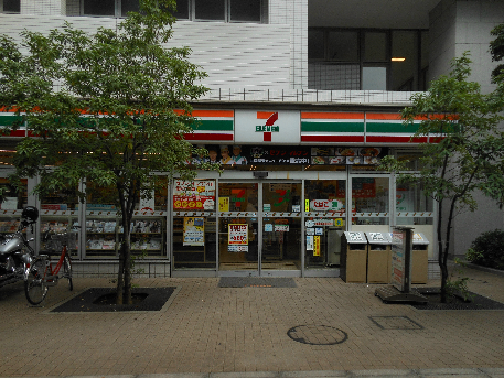 コンビニ　セブンイレブン 芝浦ベイワード店（コンビニ）まで3m
